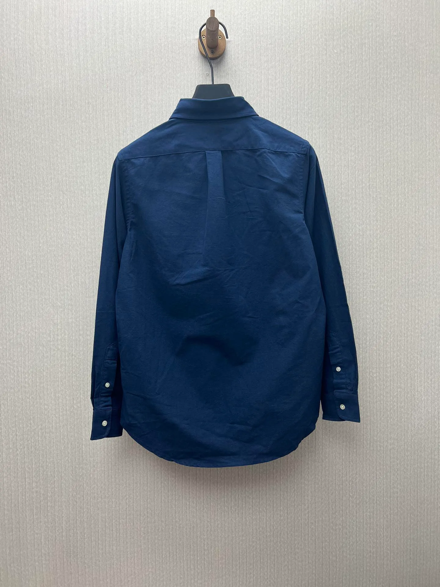 P430 Polo 25ss new solid color logo embroidered buttoned long-sleeved shirt men's high version code number: XS.S.M.L.XL.